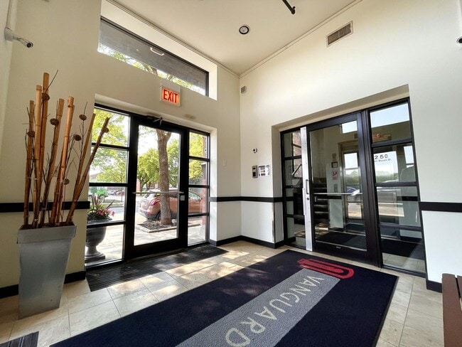 Photo - 1250 W Van Buren St Unit 605
