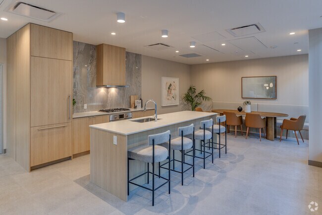 Social Lounge - Jinju Rental