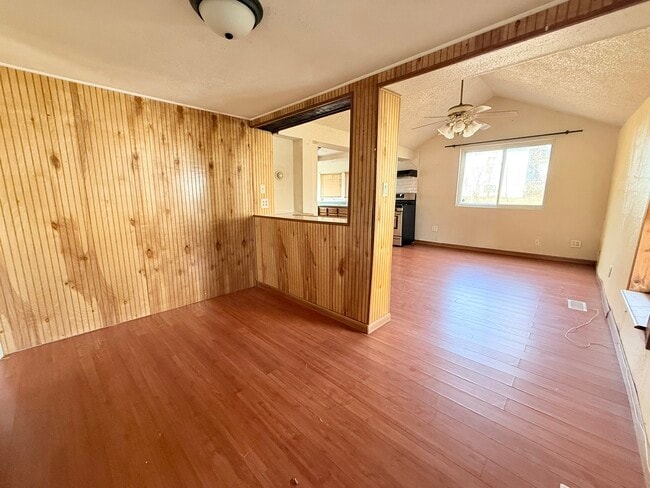 Photo - 155 N Lay Ave