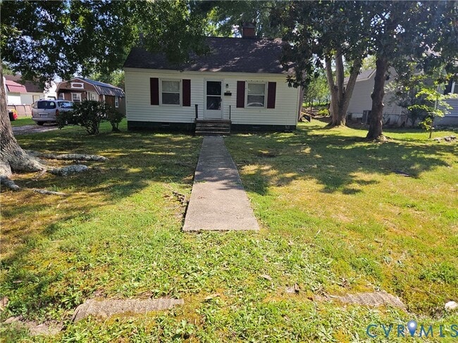 Building Photo - 305 5th St Rental