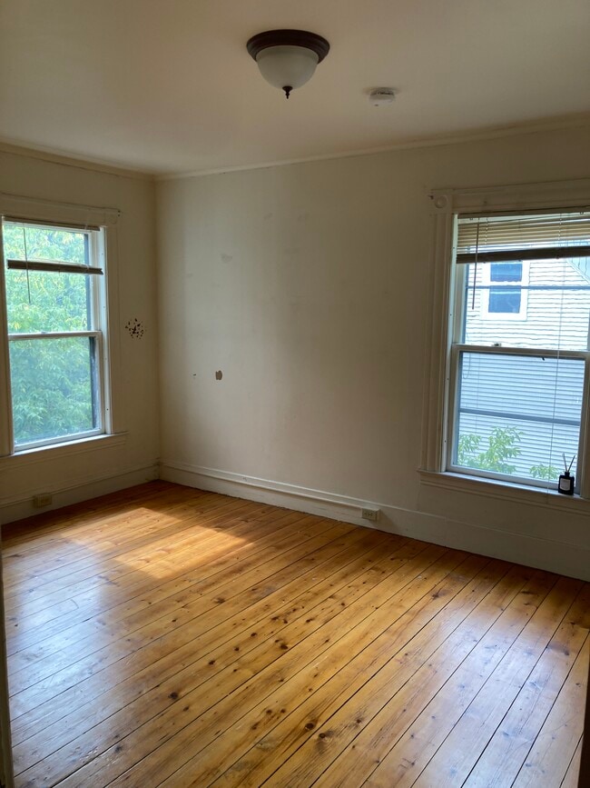 Bedroom 2 - 16 Sibley Ave