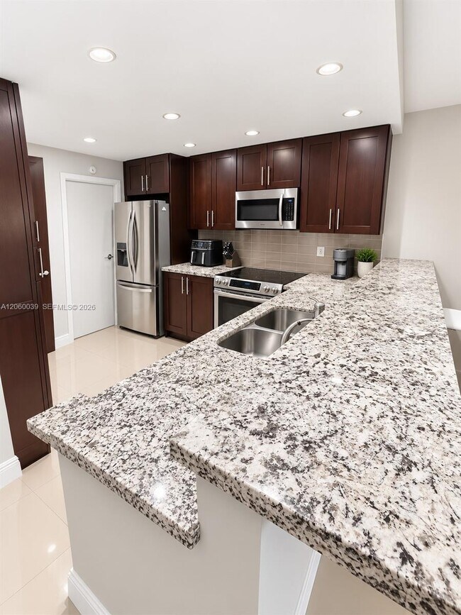 Photo - 1500 S Ocean Blvd Unit 201