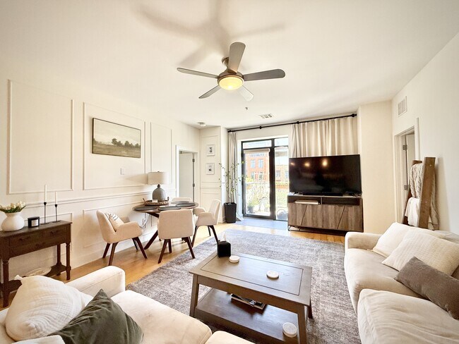 Photo - 444 N Central Ave