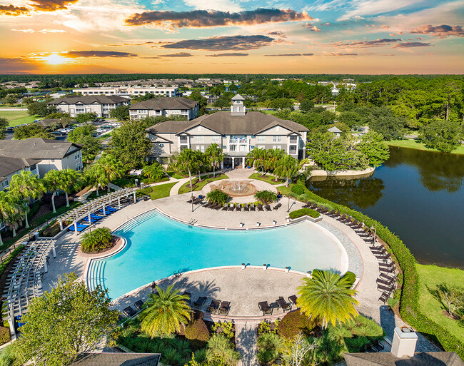 Building Photo - MAA Fleming Island Rental