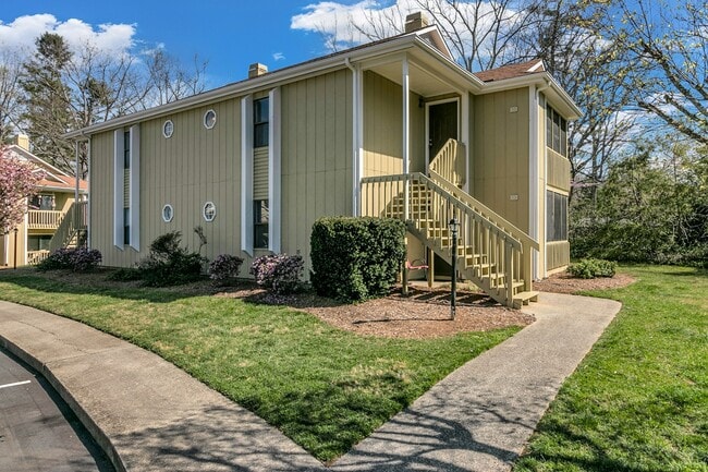 Photo - 110 Heywood Rd Condo Unit 13D