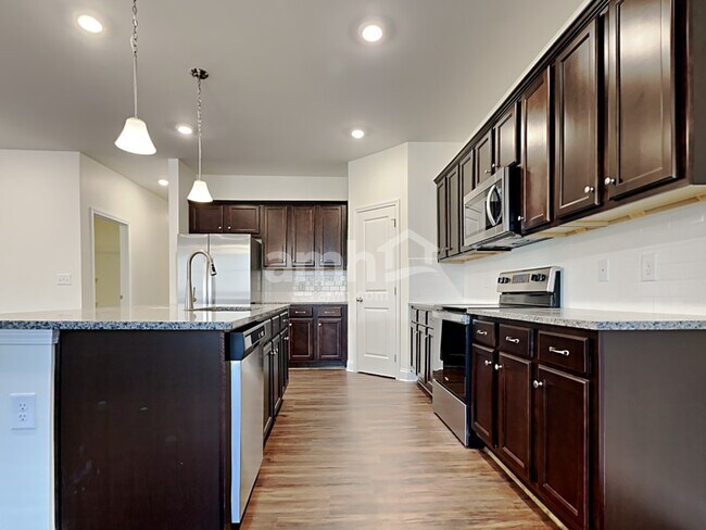 532 Summit View Ct