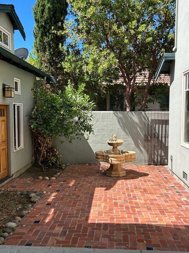 Photo - Lovingly Maintained 5 Bed, 3.5 Bath Execut...