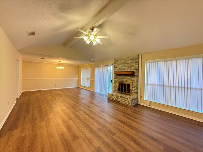 Photo - 15307 Pebble Lake Dr