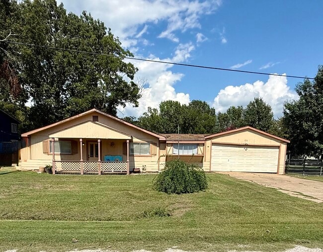 Building Photo - 282 Water View Dr