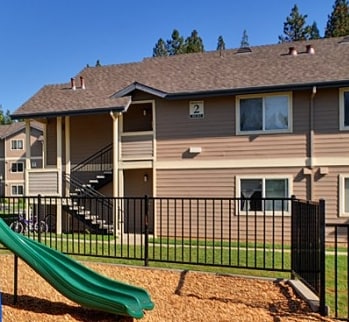 Photo - Glenbrook Apartments