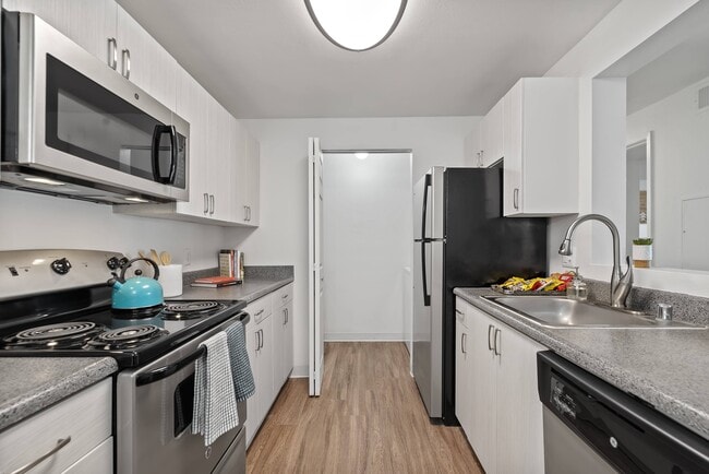 Building Photo - Whitewater Park Rental