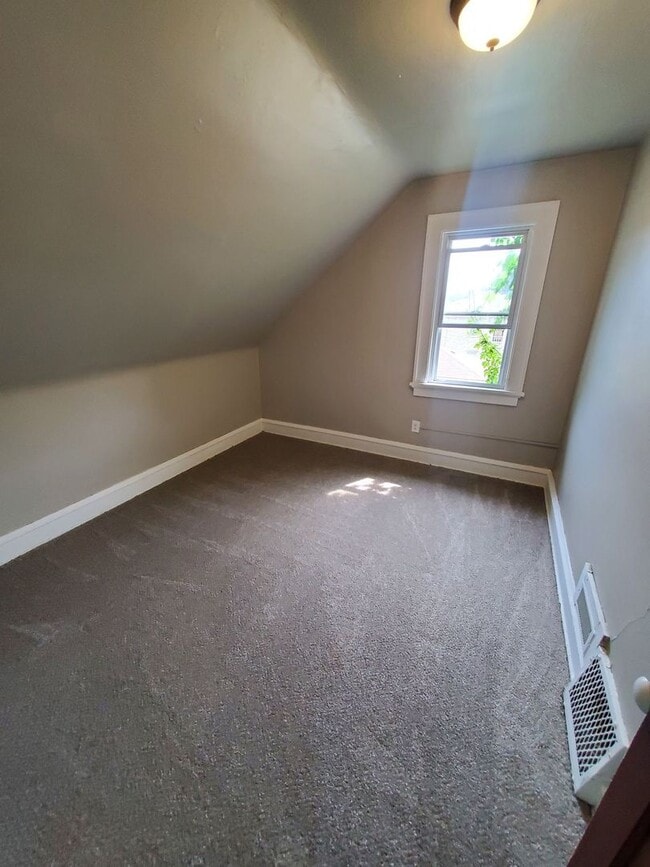 Photo - 3276 N 44th St Unit 3276A Upper