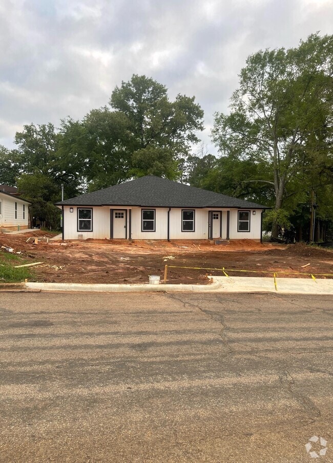 Building Photo - Travis st Unit 101 Rental