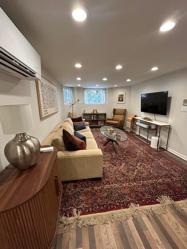 Photo - 2227 N Bissell St Unit Apt G