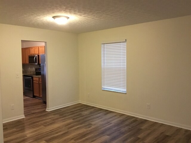 Photo - 116 Kettering Ct