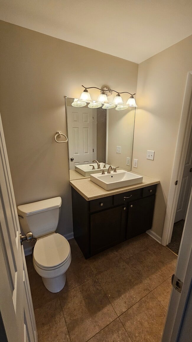 Photo - 326 Scott Ave