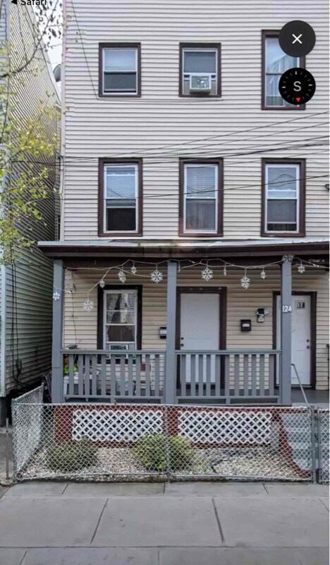 Building Photo - 124 Lyon St Rental