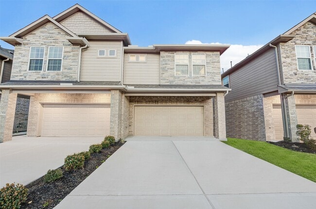 Building Photo - 522 N 6th St