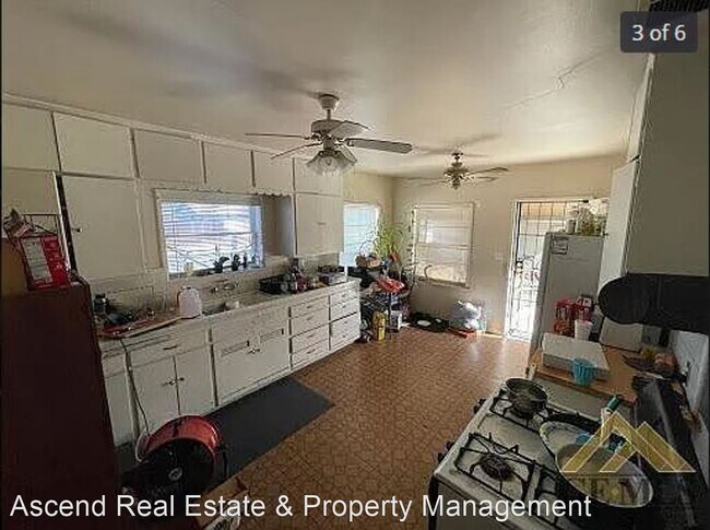 Photo - 3 br, 1 bath House - 1201 Castaic Avenue