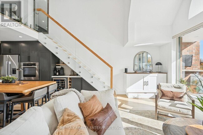 Photo - 185 Robinson St Unité PH08