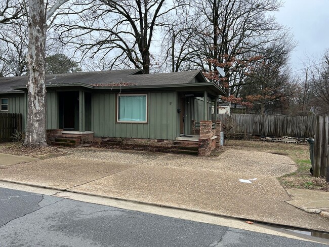 Photo - 5423 B St House