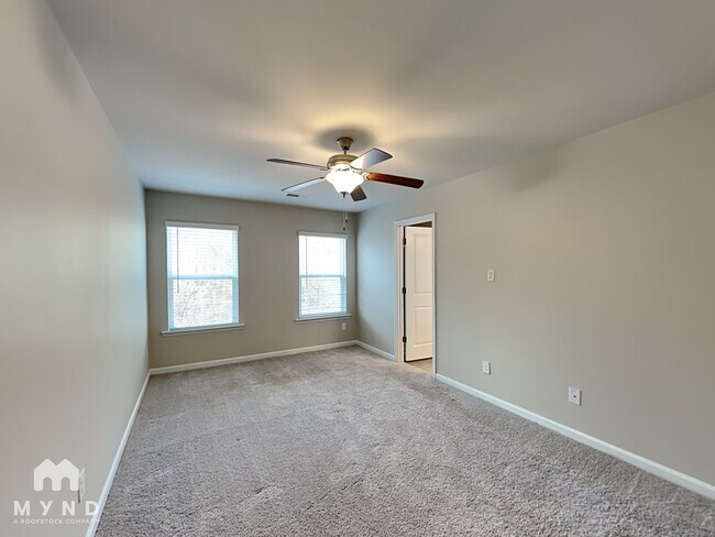 Photo - 5097 Lower Elm St