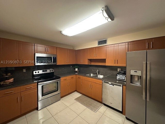 Building Photo - 9735 NW 52nd St Unit 107