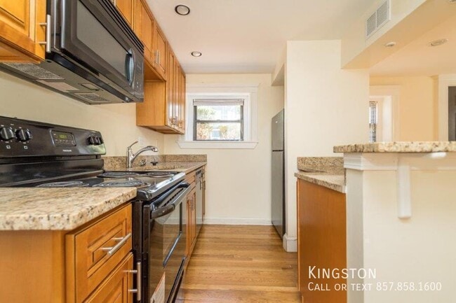 Building Photo - 4 Elko St Unit B2R