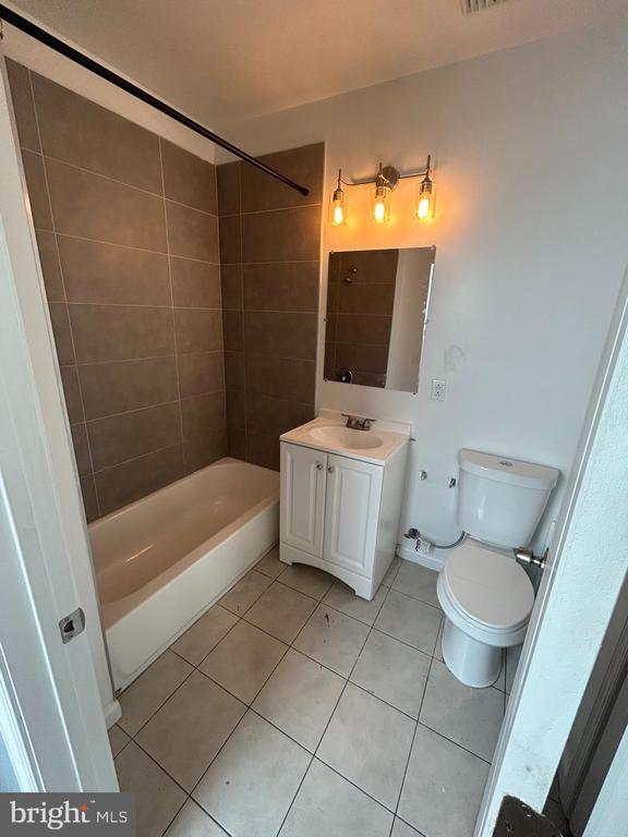 Photo - 2334 N Carlisle St