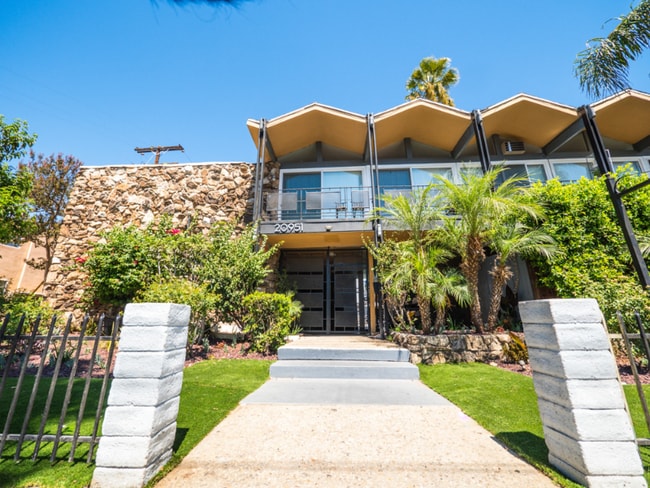 Photo - 20951 Roscoe Blvd Unit 13