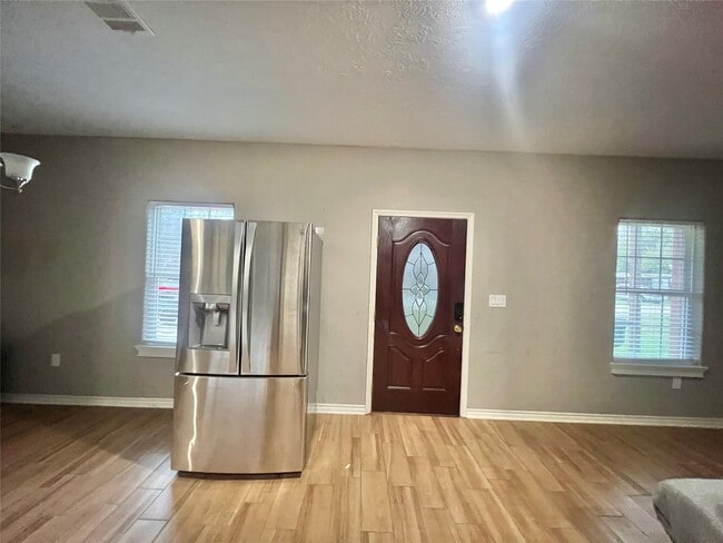 Photo - 2734 Duncan Dr