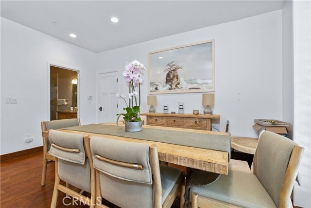 Photo - 871 Islay St