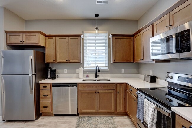 Photo - New 3Br, 2.5 Bath @ Willow Cascades!