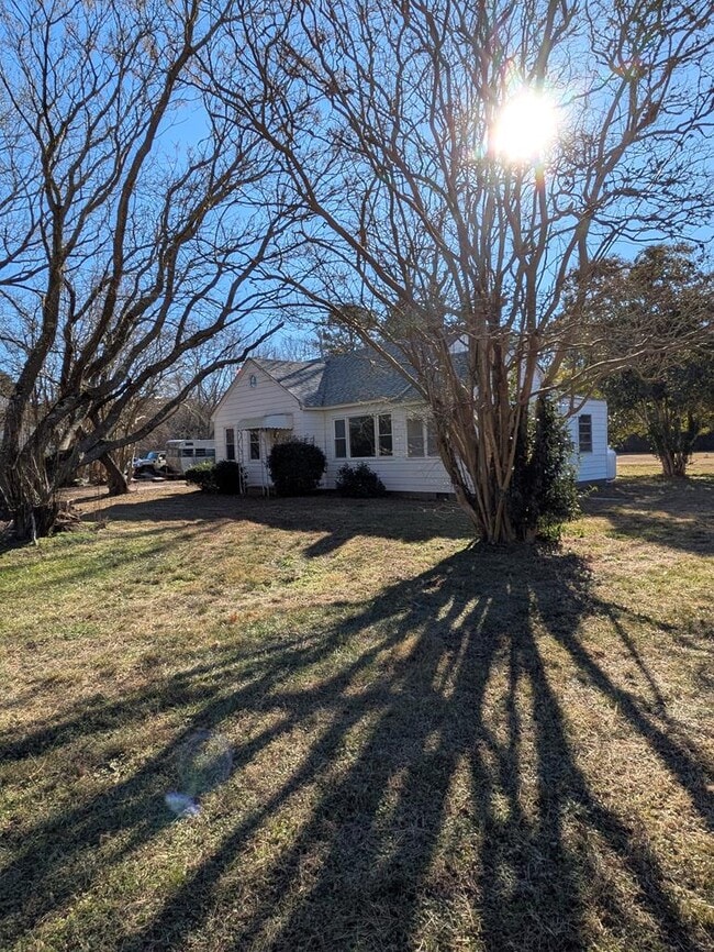 Building Photo - 7142 Martins Siding Rd