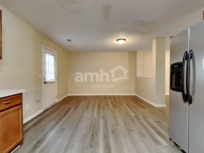 Photo - 1 Holly Springs Cir