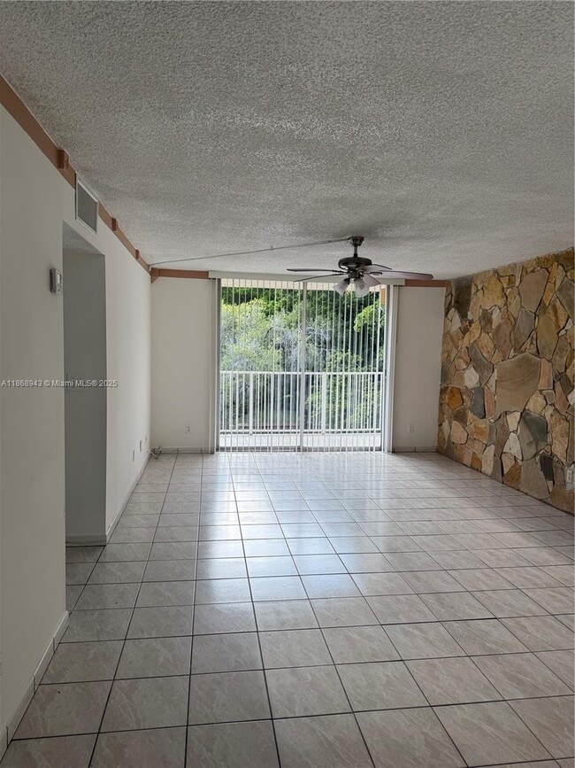 Photo - 8405 NW 8th St Unit 310