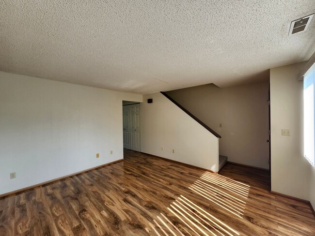 Photo - N. Richland Townhome Close to PNNL & Hanford!