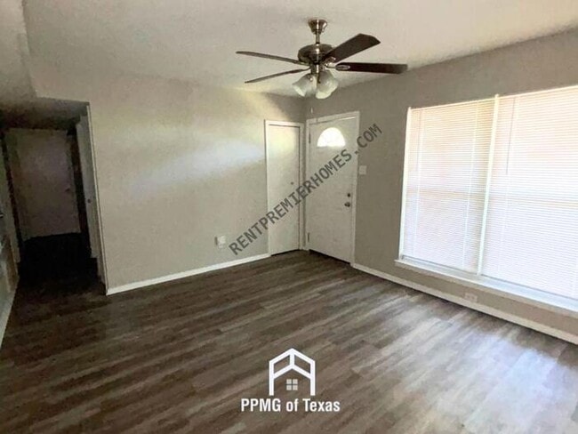 Photo - 708 Lehman Dr