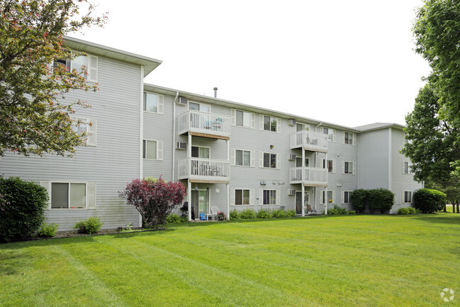 Centennial Place Apartments - Centennial Place Apartments