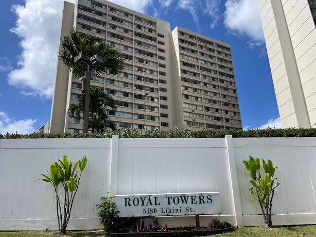 Royal Towers 2 bedroom - Royal Towers 2 bedroom House