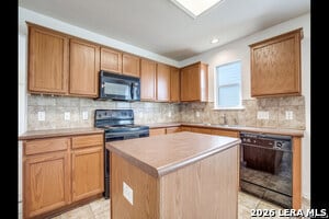 Photo - 319 Willow Grove Dr