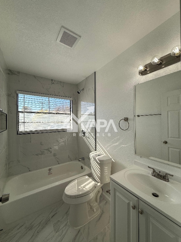 Photo - 1994 Springvale Dr