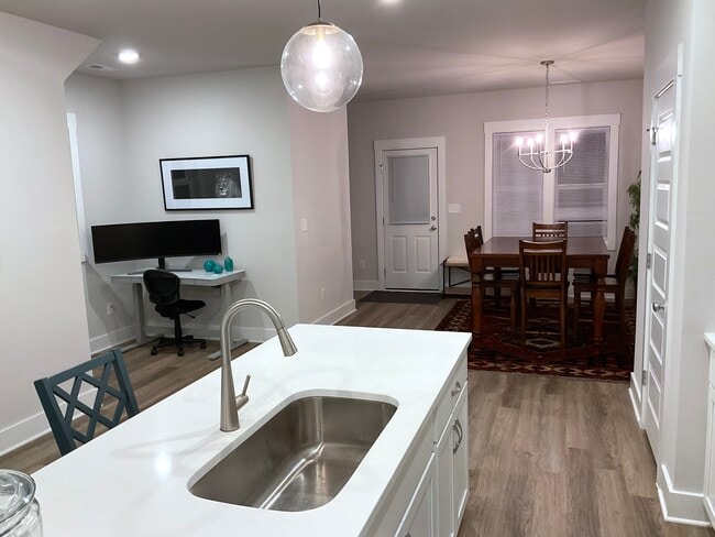 Photo - 115 Weavers Grove Dr