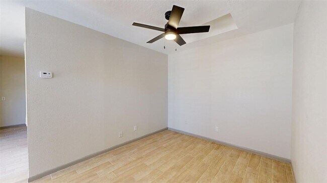 Photo - 725 Peppertree Dr Unidad 26