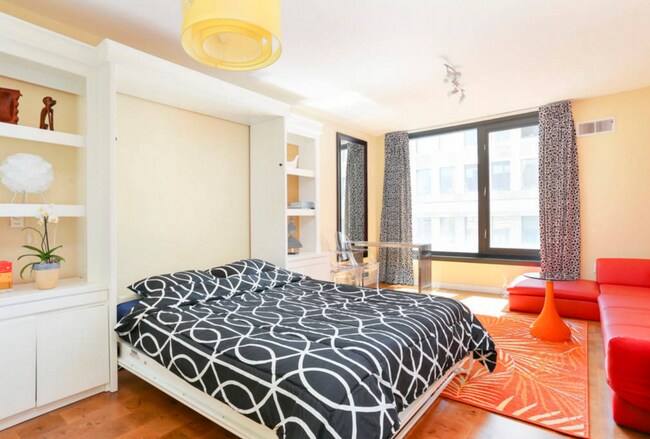 Photo - 199 New Montgomery St Unidad 303