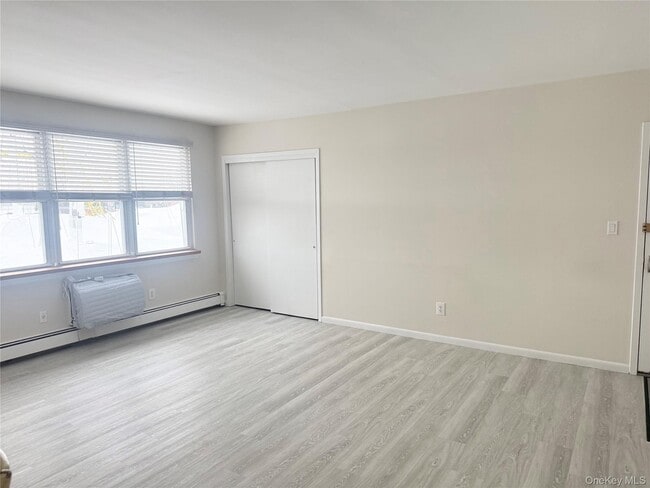 Photo - 3 Toms Point Ln Unit A