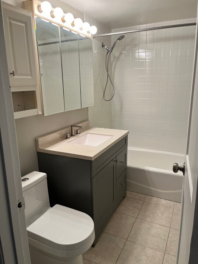 Photo - 15 E Maple St Unit AD