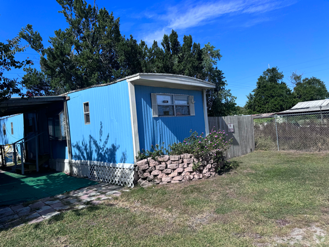 Building Photo - 6413-6420 20th St Rental