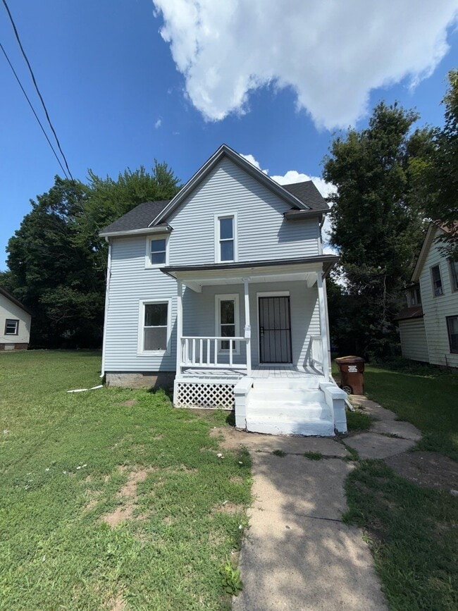 Photo - 209 Irving Ave House