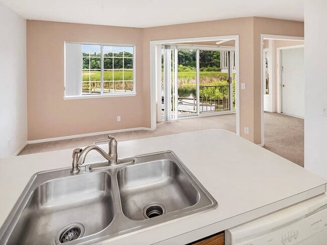Tu hogar en Norton Shores - Hidden Cove